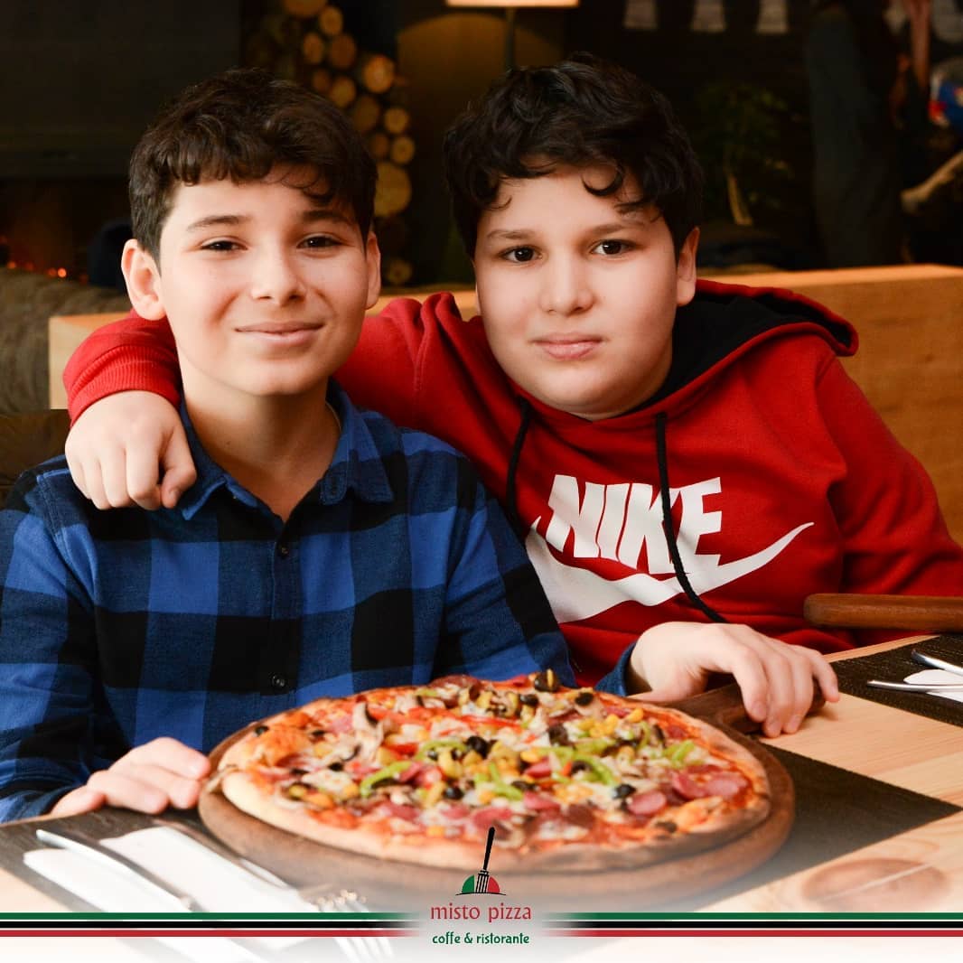 Misto Pizza'da Odun Ateşinde Gerçek İtalyan Lezzeti Pizzalar &gt;&gt; Bursa