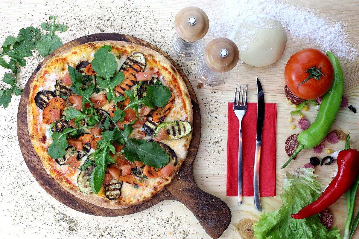 Misto Pizza'da Odun Ateşinde Gerçek İtalyan Lezzeti Pizzalar &gt;&gt; Bursa